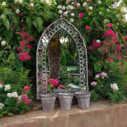 78CM RUSTY WALL MIRROR WITH TRIPLE PLANTER