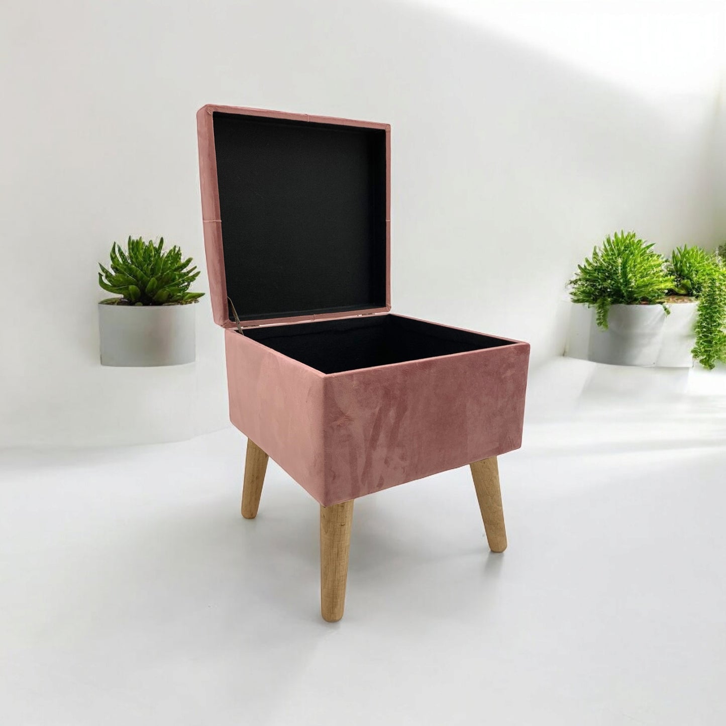PINK WOODEN TRUNK L33 x W33 x H42 cm